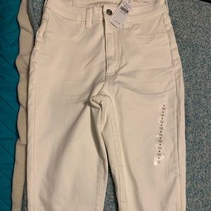 American eagle white skinny jeans